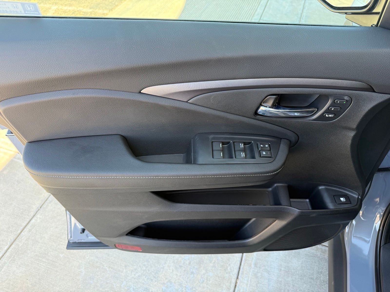 New 2026 Sonic Gray Pearl Honda RTL image 11