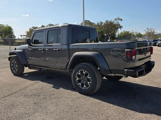New 2026 Granite Crystal Metallic Clear-Coat Exterior Paint Jeep Sahara image 5