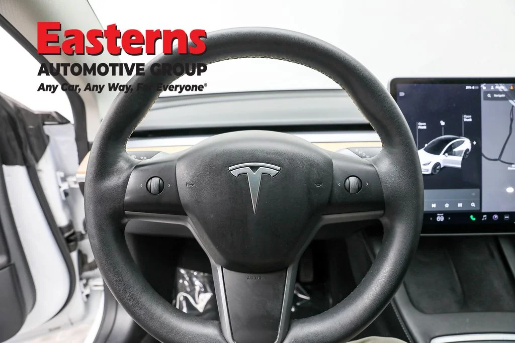 Used 2022 White Tesla Long Range image 10
