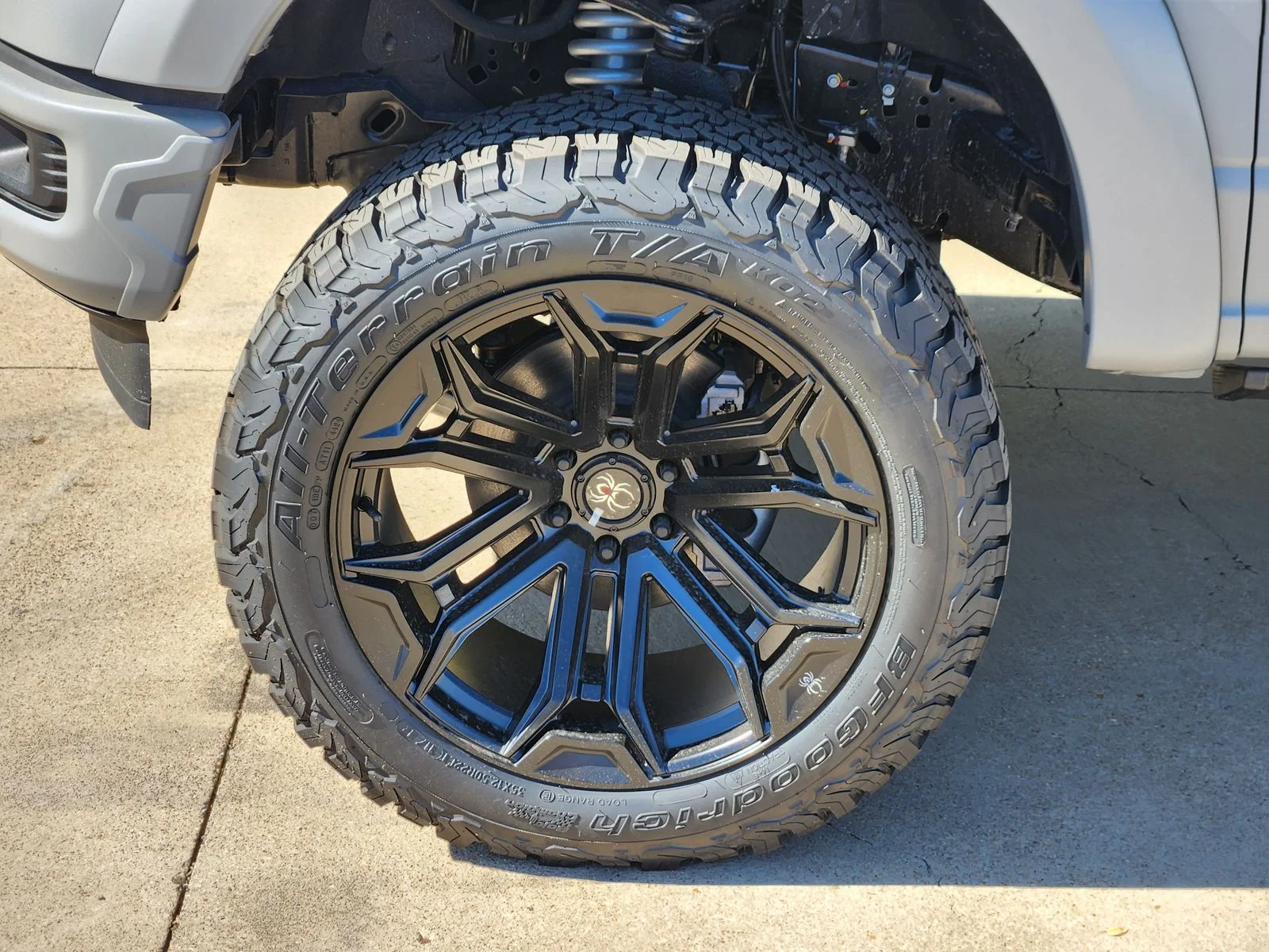 2025 Ford F-150 XLT - Photo 7