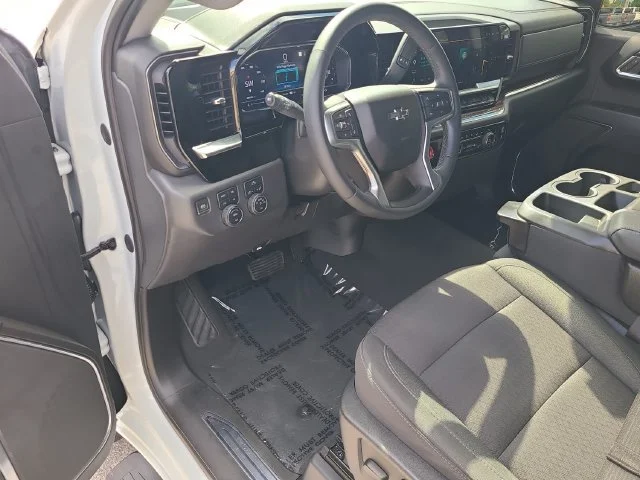 Used 2023 SUMMIT WHITE Chevrolet LT Trail Boss image 18