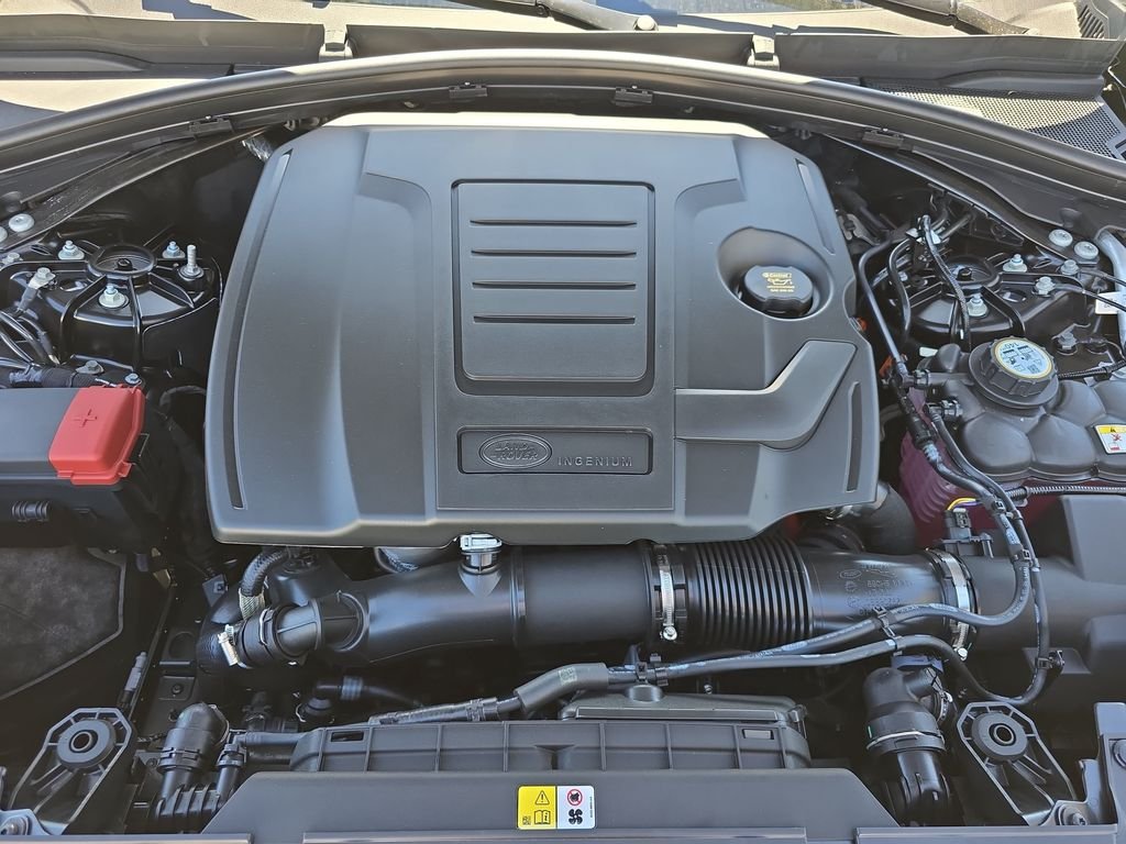 New 2026 Santorini Black Land Rover S image 31