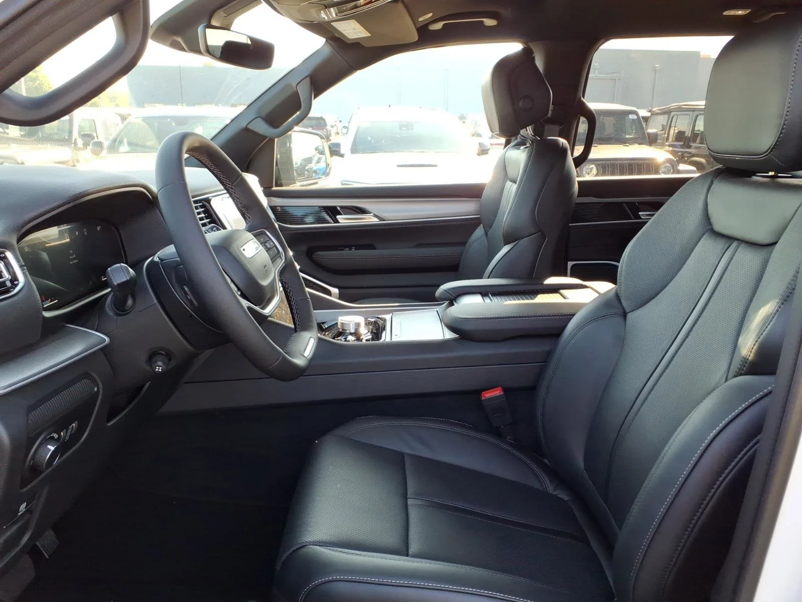 New 2026 Bright White Clearcoat Jeep  image 14