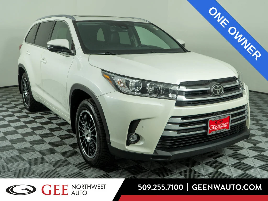2019 Toyota Highlander Limited Platinum