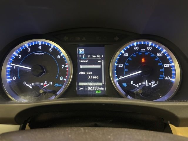 Used 2019 Blizzard Pearl Toyota LE Plus image 19