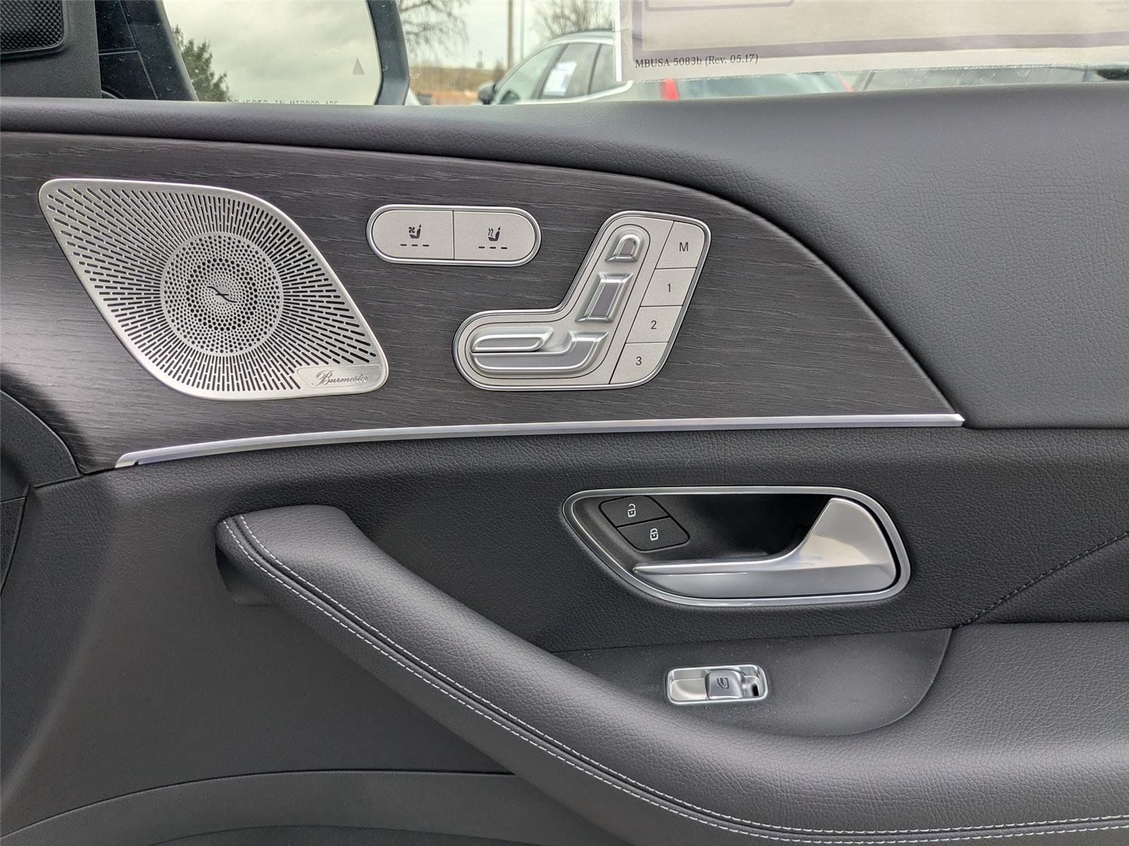 New 2026 Polar White MERCEDES-BENZ GLE 450 image 33