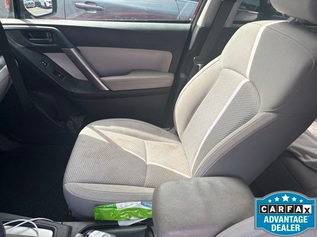 Used 2016 Venetian Red Pearl Subaru 2.5i Premium image 10