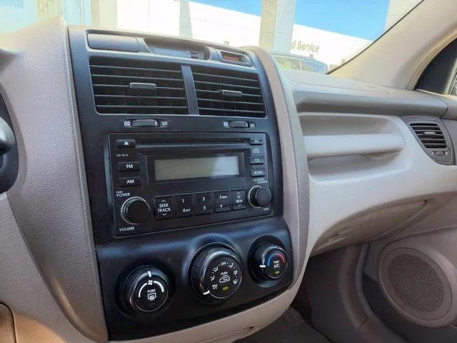 Used 2007 Tan Kia LX image 11