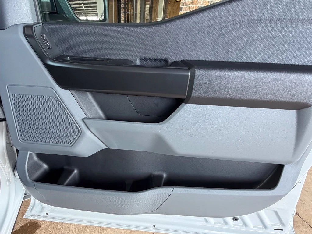 New 2026 Oxford White Ford XL image 28