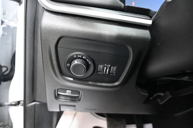 2023 Jeep Grand Cherokee Laredo - Photo 26