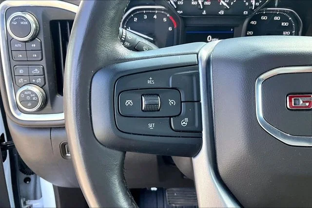 Used 2021 White Frost GMC SLT image 18