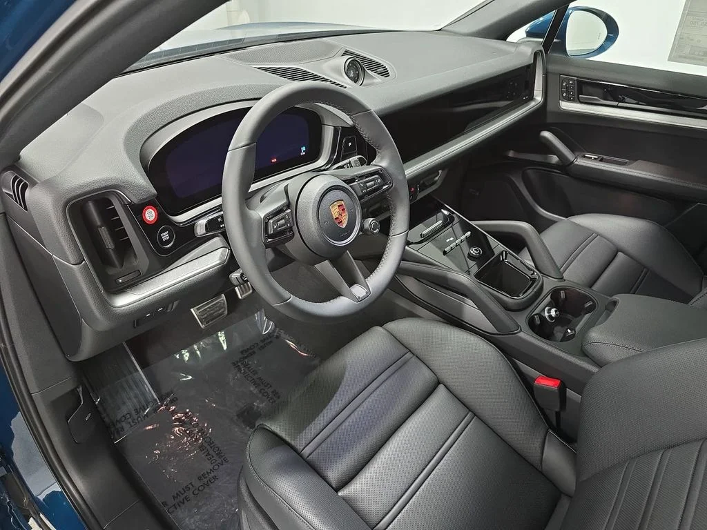 New 2026 Montego Blue Metallic Porsche S Coupe image 4