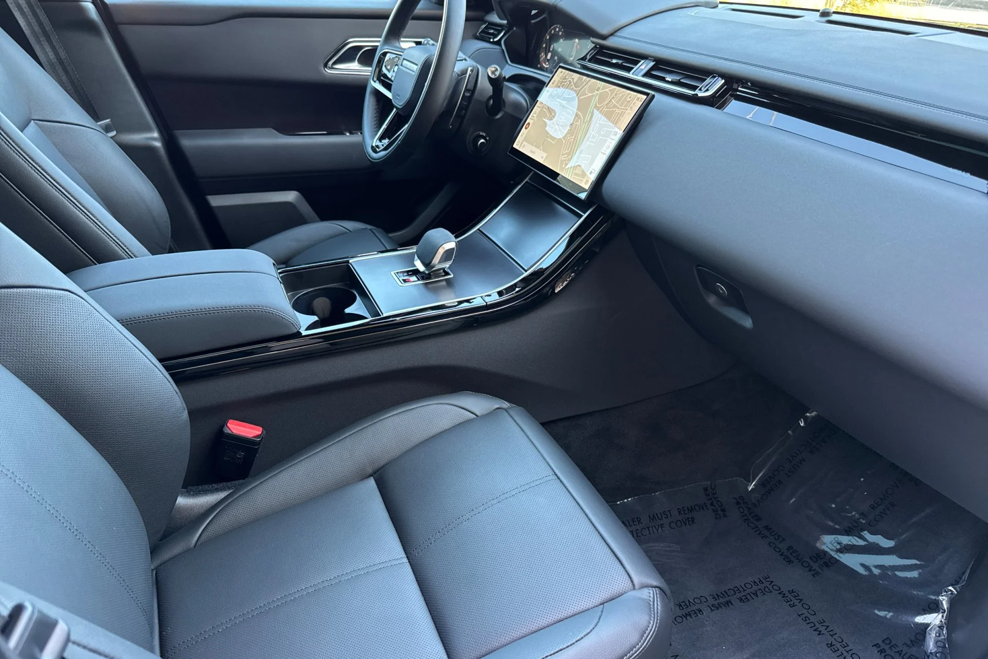 2026 Land Rover Range Rover Velar Dynamic SE - Photo 17
