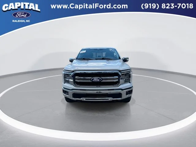 Used 2025 White Ford Lariat image 3