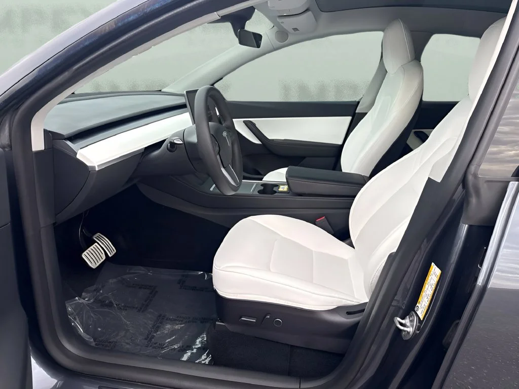 Used 2022 Gray Tesla Performance image 9