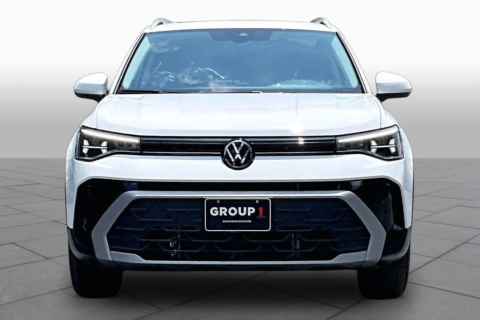 Certified Pre-Owned 2025 Volkswagen Taos SE