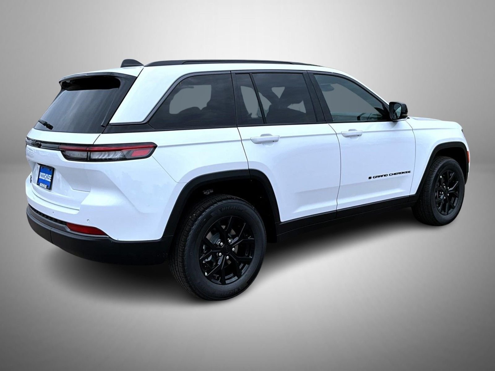 New 2026 Bright White Clear-Coat Exterior Paint Jeep Altitude image 5