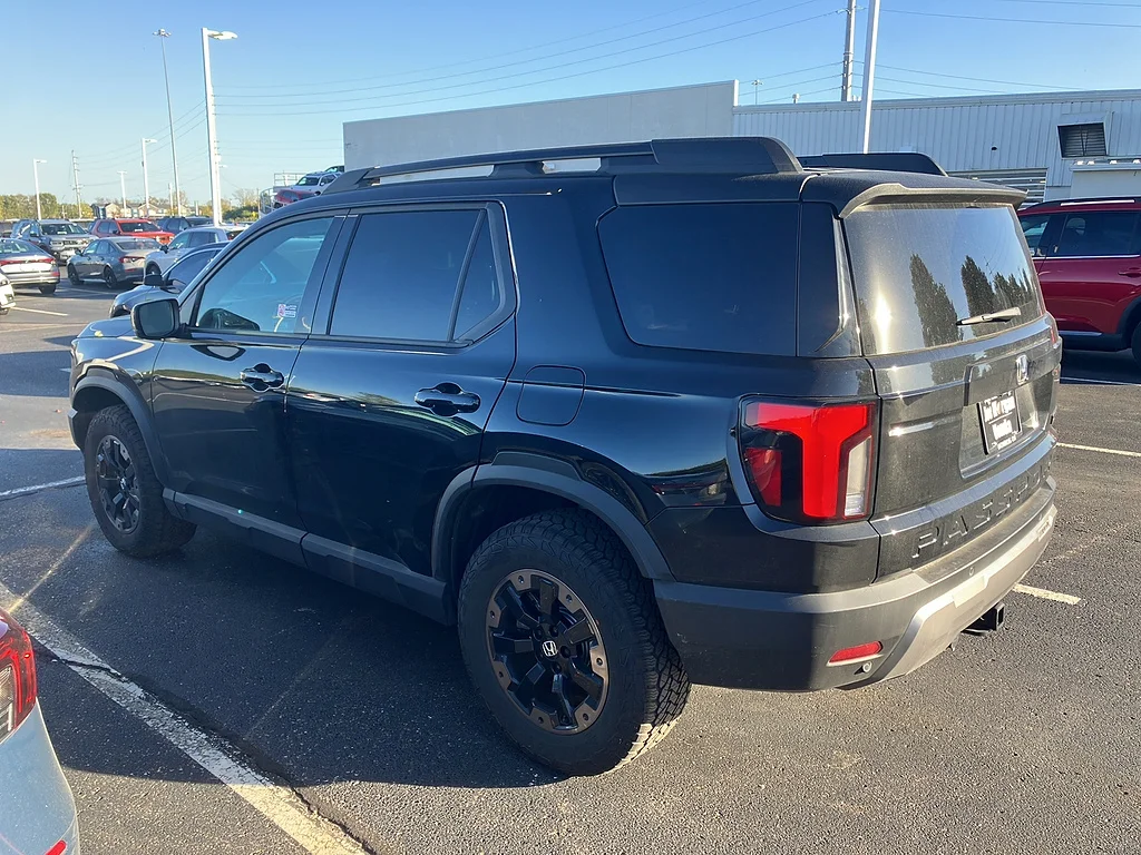 Certified Used 2026 Crystal Black Pearl Honda TrailSport Elite image 4