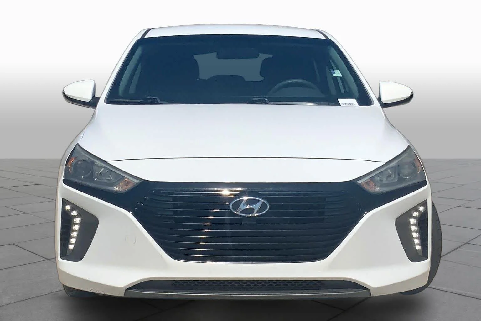 Pre-Owned 2017 Hyundai Ioniq Hybrid SEL
