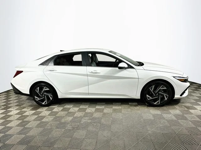 New 2026 Hyundai ELANTRA Limited