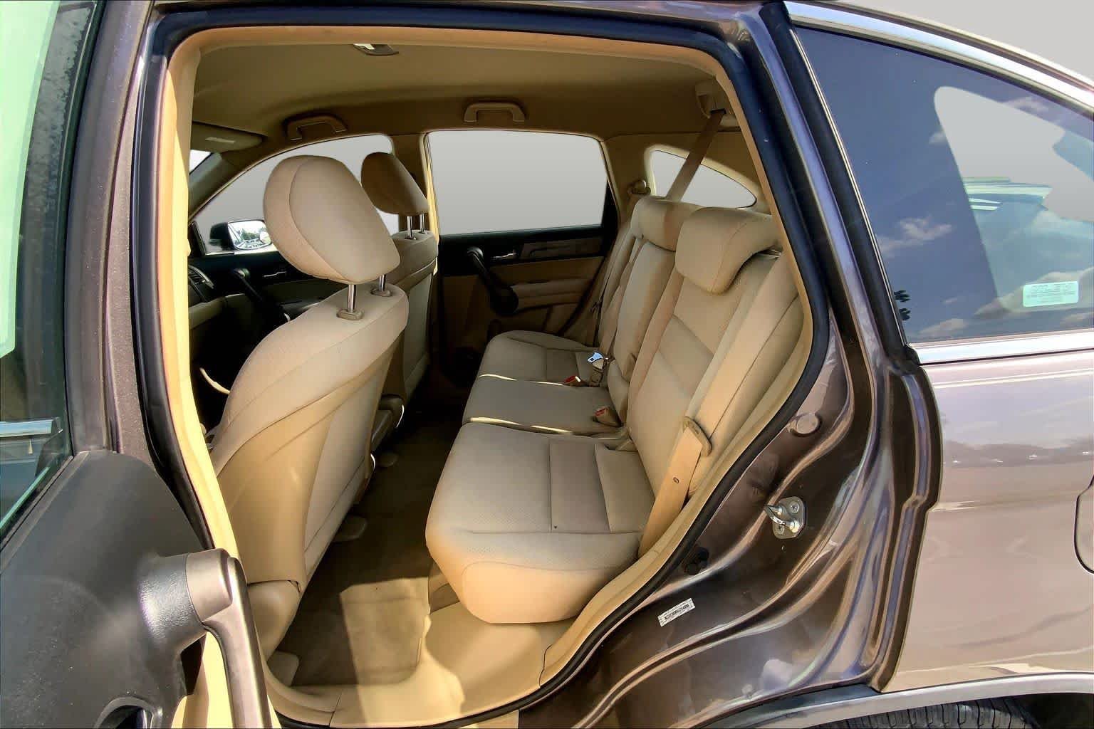 Used 2009 Borrego Beige Metallic Honda LX image 16