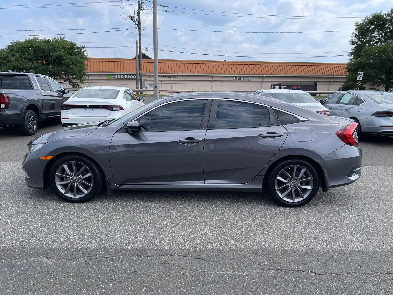 Used 2019 Modern Steel Metallic Honda EX image 18