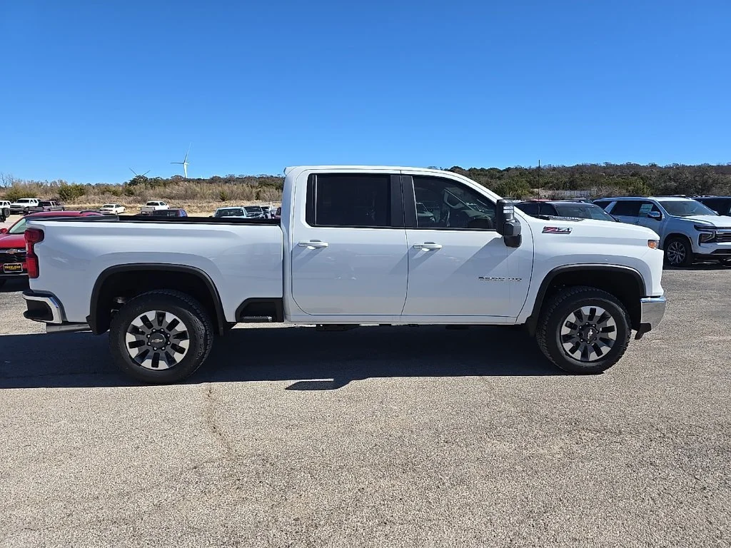 2026 Chevrolet Silverado 2500 HD LT - Photo 5