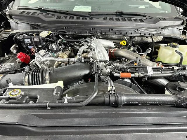 New 2026 Agate Black Metallic Ford F-250® Lariat® image 70