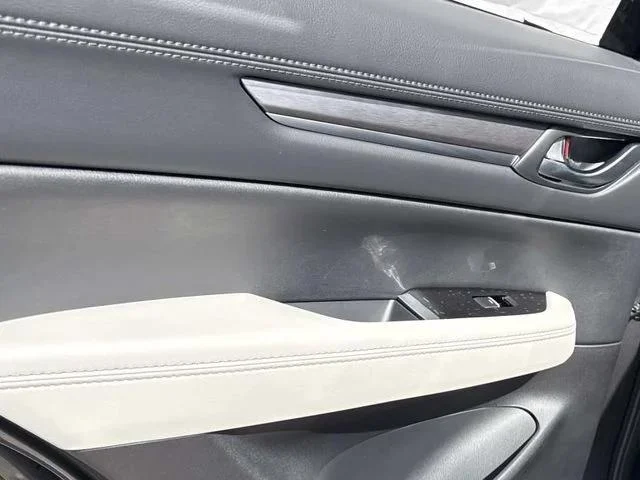 2025 Mazda CX-5 S Premium Plus package - Photo 14