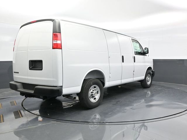 2025 Chevrolet Express Cargo Work Van - Photo 6