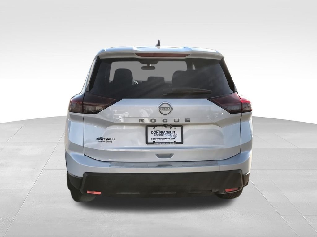 New 2026 White Nissan SV image 7