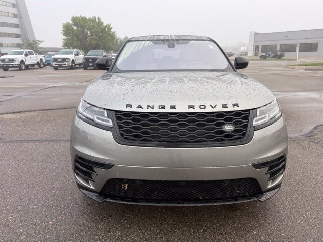 Used 2018  Land Rover SE R-Dynamic image 5