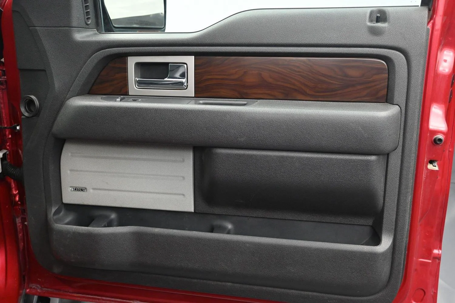 Used 2012 Red Candy Metallic Tinted Clearcoat Ford Lariat image 7