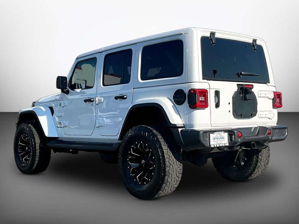 Used 2022 White Jeep Unlimited Sahara image 4