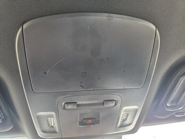 Used 2026 Ice Cap Toyota SE image 19