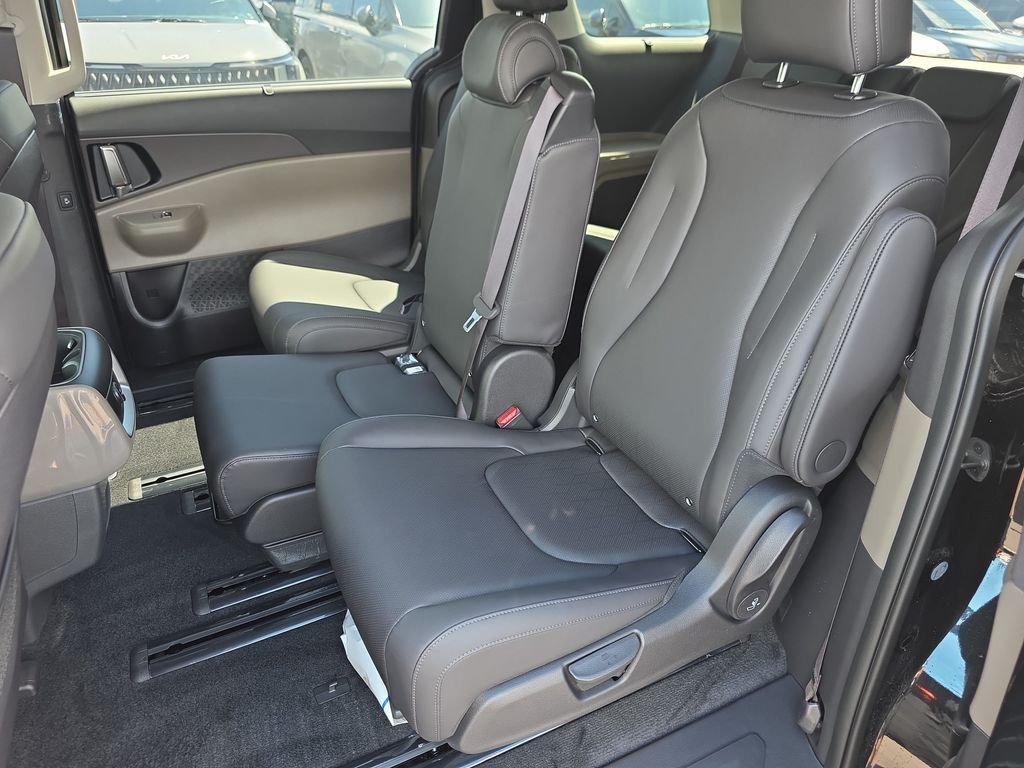 New 2026 Aurora Black Pearl Kia EX image 32