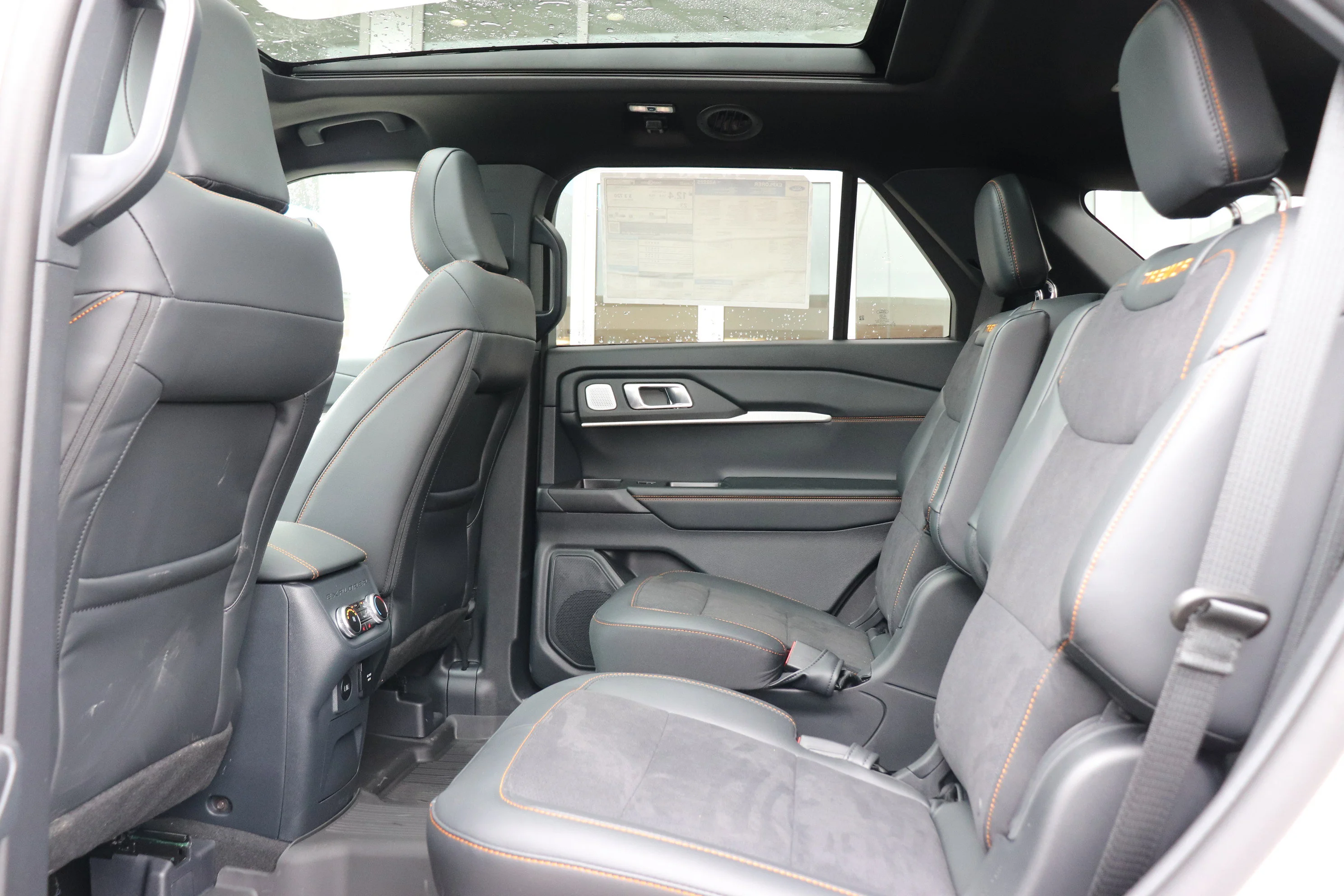 New 2026 STAR WHITE MET TRI-COAT Ford Tremor image 14