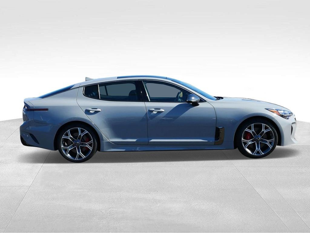 Used 2019 Kia Stinger GT2 with VIN KNAE55LC7K6059473 for sale in Inver Grove Heights, Minnesota