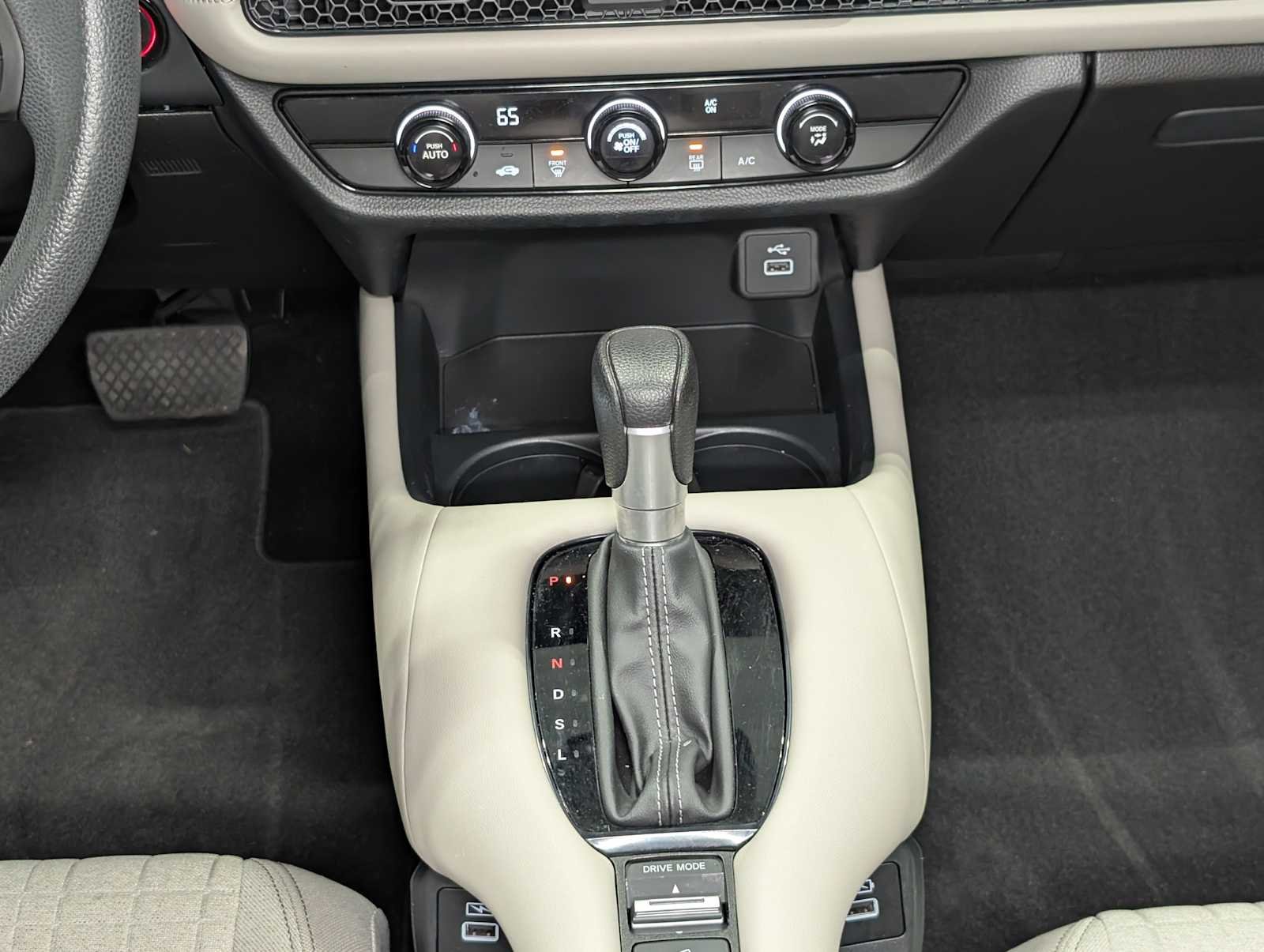 Certified Used 2023 Nordic Forest Pearl Honda LX image 19
