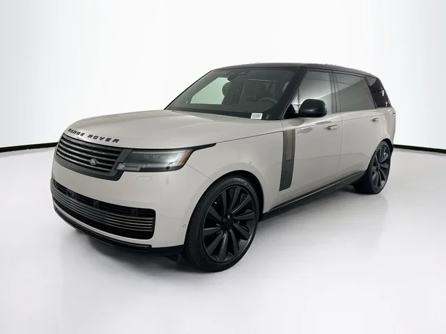 2026 Land Rover Range Rover SV