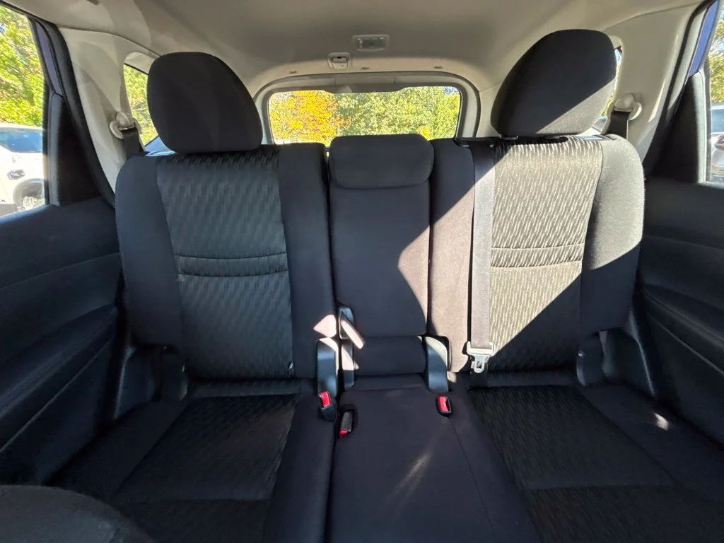 Used 2017 Blue Nissan SV image 30