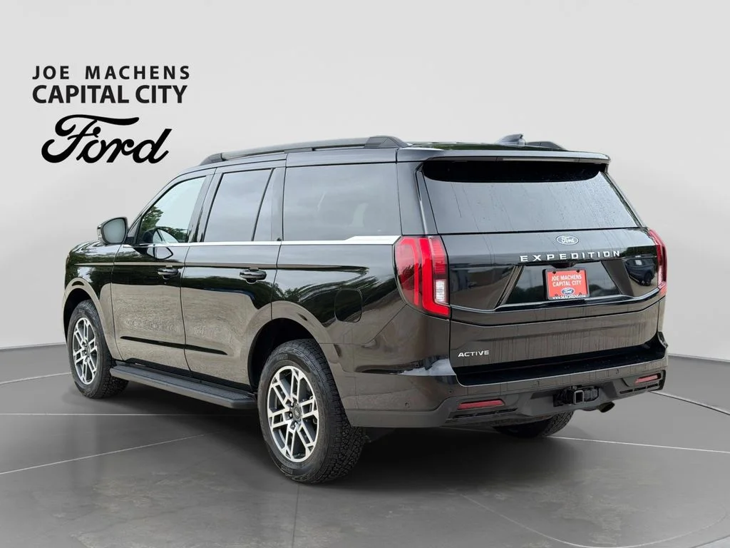 Used 2025 Black Ford Active image 7