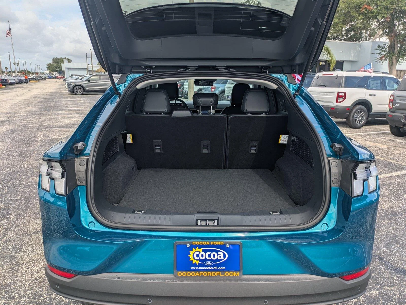 New 2026 Adriatic Blue Metallic Ford Select image 12