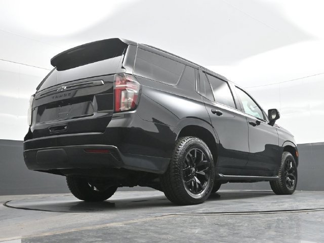 Used 2022 Black Chevrolet Z71 image 26