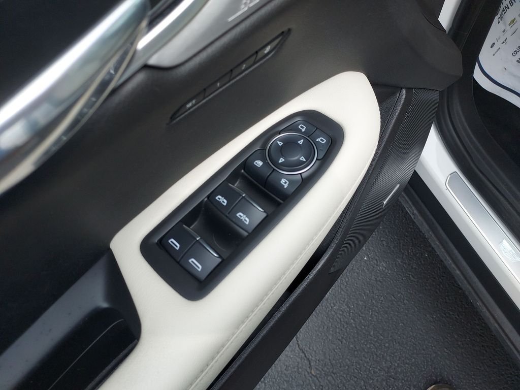 Used 2023 White Cadillac Sport image 11