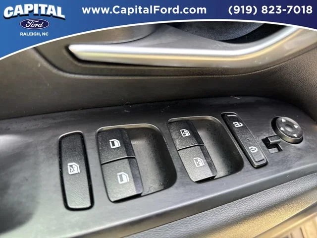 Used 2023 Beige Hyundai SEL image 21