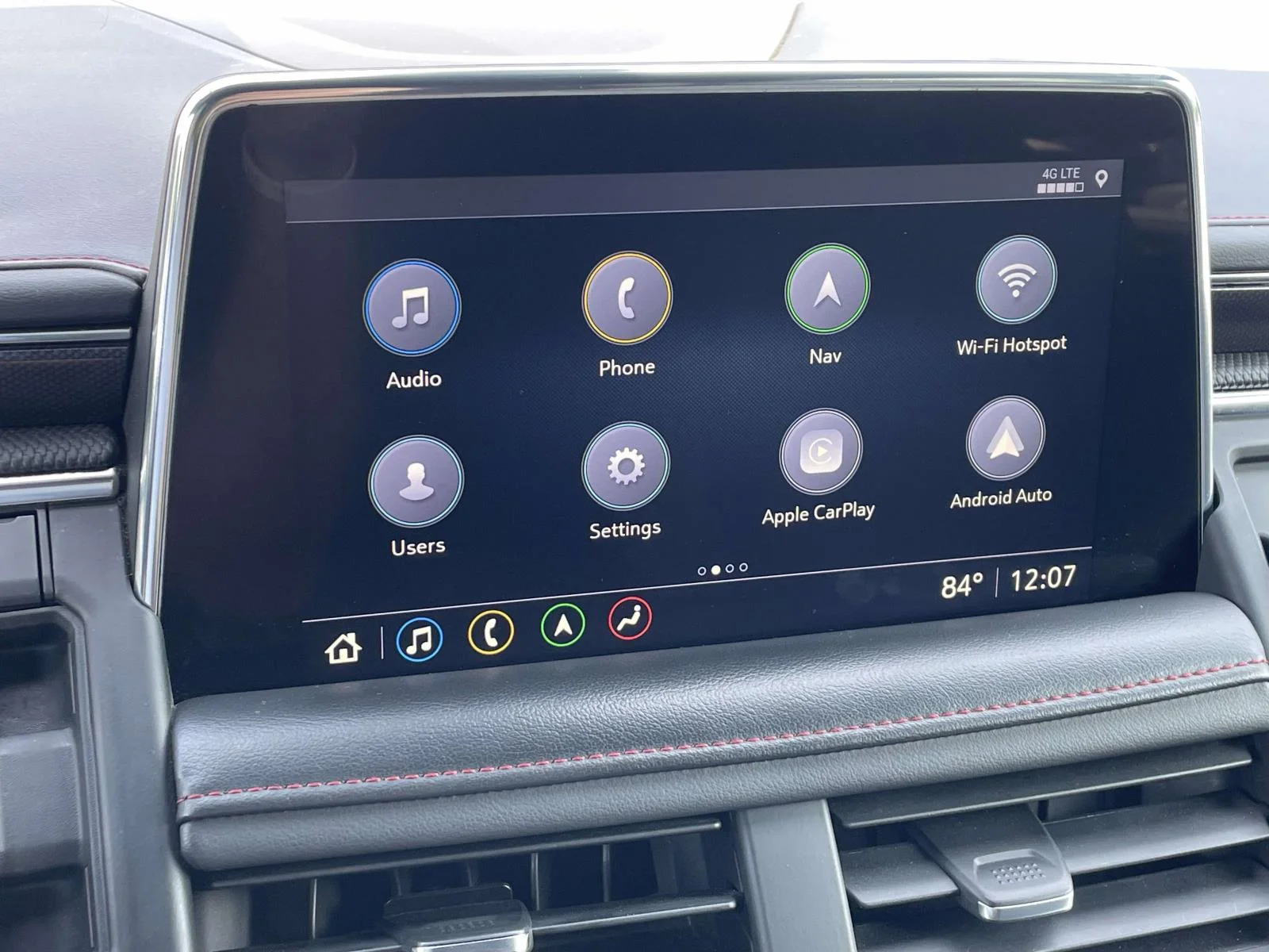 2021 Chevrolet Suburban RST - Photo 25