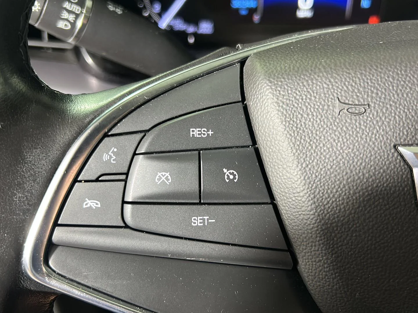 Used 2019 Black Metallic Cadillac Luxury image 25