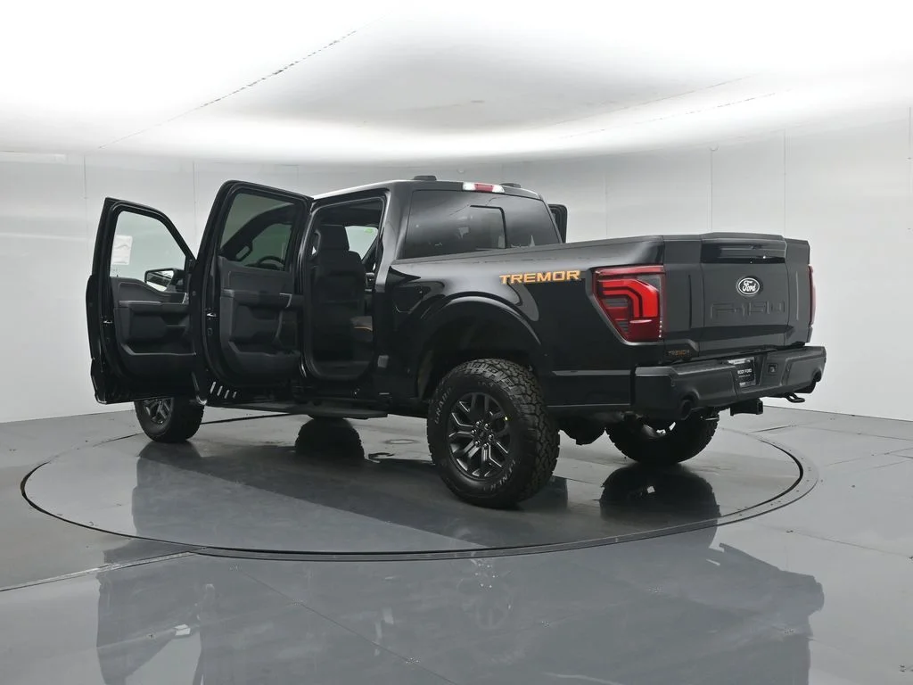 New 2026 Agate Black Metallic Ford Tremor image 40