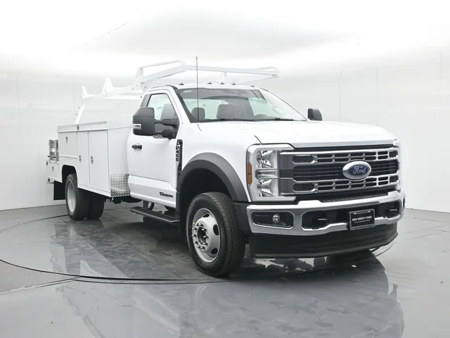 2025 Ford F-450SD XL